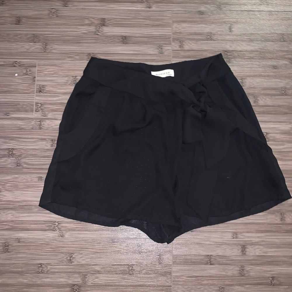High Rise Tie Shorts!